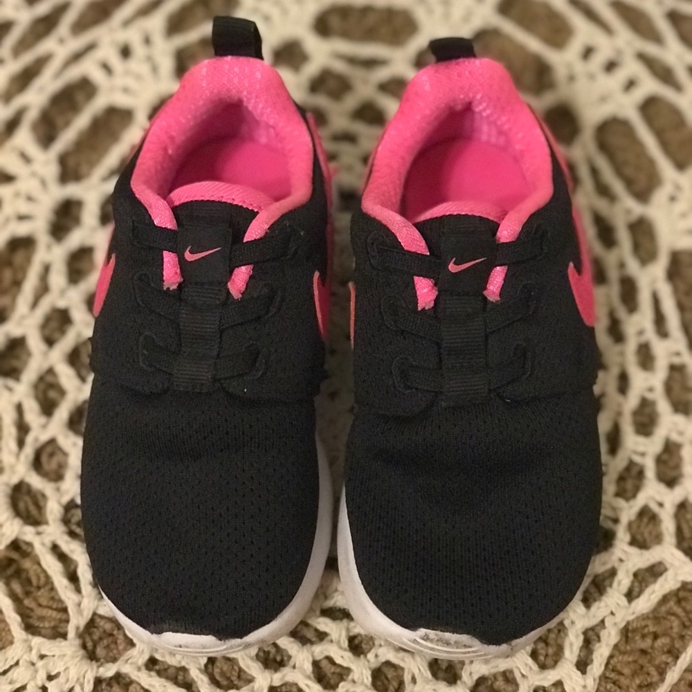 Girls Nike’s